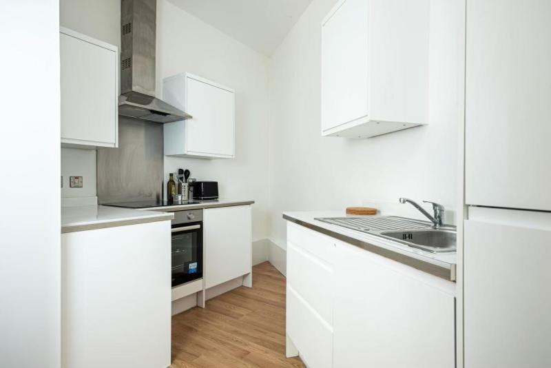 Lovely 2 Bedroom Apartment In Central Bristol Exterior foto